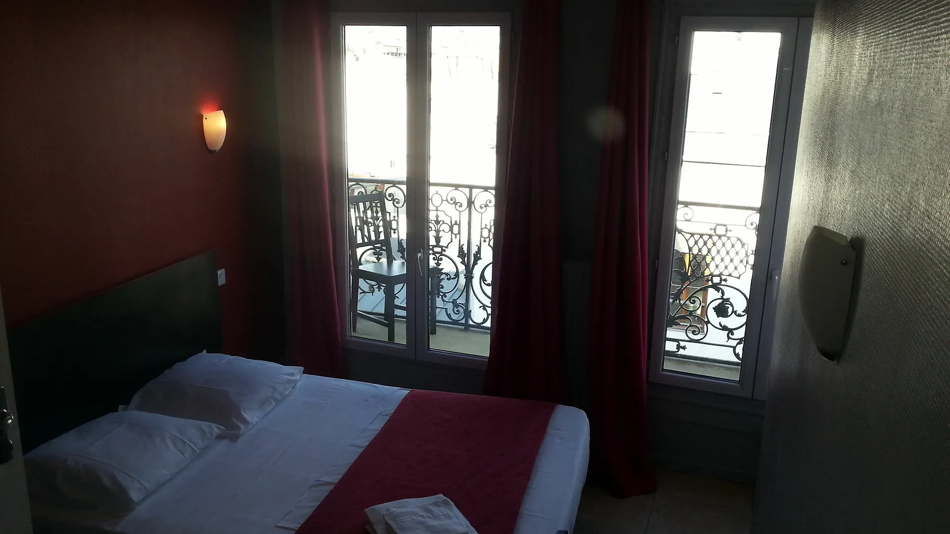Hipotel Bastille Saint Antoine 3* Paris