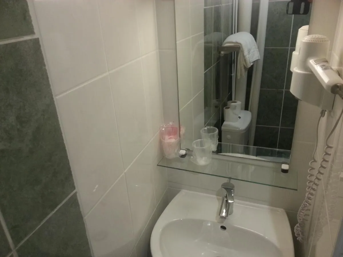 Hotel Hipotel Bastille Saint Antoine 3*